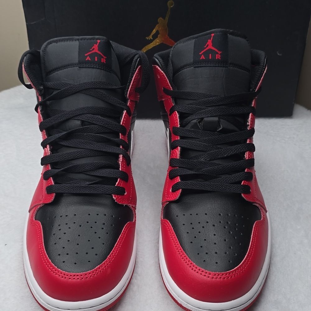 NIB Men's Air Jordan 1 Mid Color: Black/Gym Red/ White Sz 11 - Picture 2 of 13